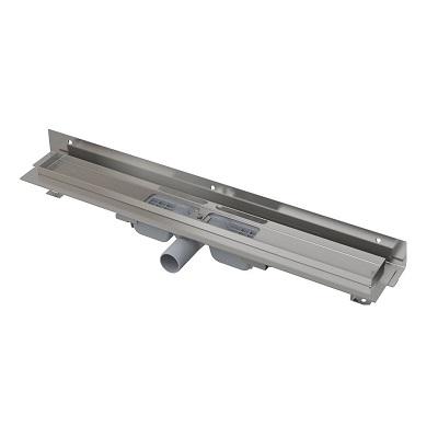 Caniveaux de douche contre le mur