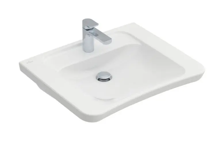 Levně Villeroy & Boch ViCare - Umyvadlo 65x55 cm, bez přepadu, otvor pro baterii, AntiBac, CeramicPlus, bílá 517868T2