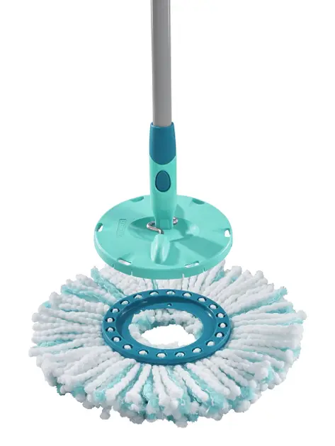 On a testé le set de nettoyage pour sol Clean Twist Disc Mop Ergo