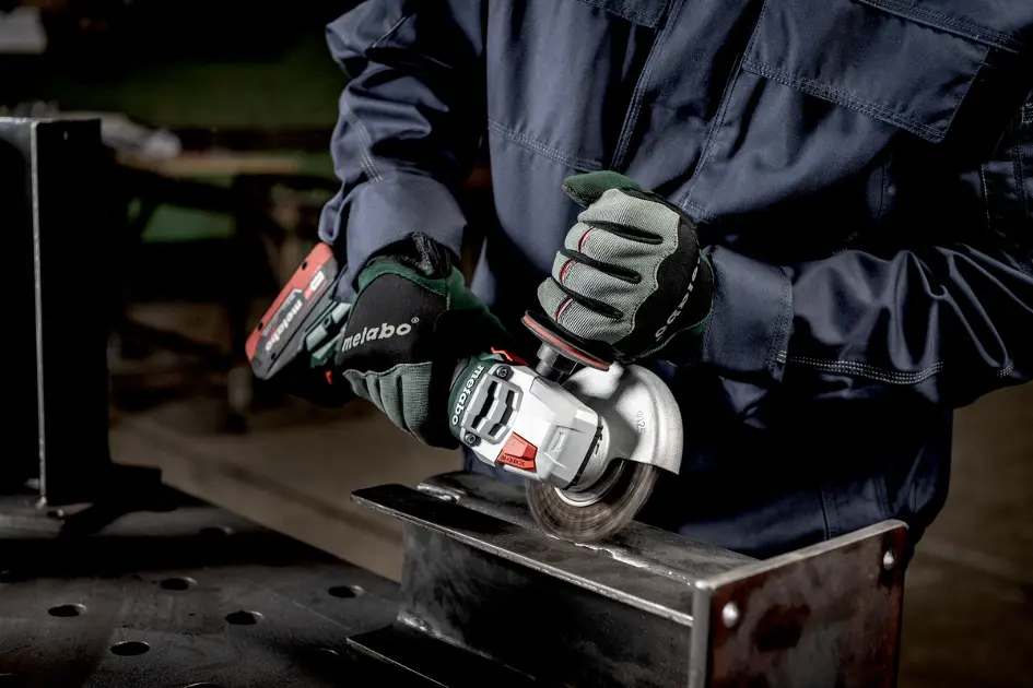Mini Amoladora Con Cable METABO 750 W Disco 125 Mm Radial Pequeña