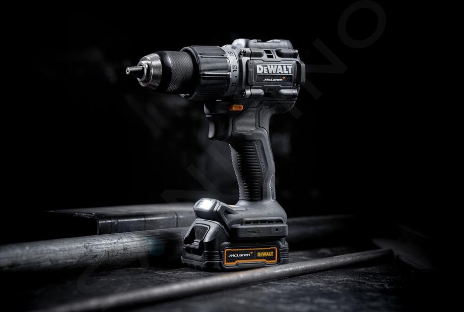 DeWALT Outillage - Visseuse à choc sans fil 18V, 1,7Ah POWERSTACK,  chargeur, Mclaren DCF85ME2GT