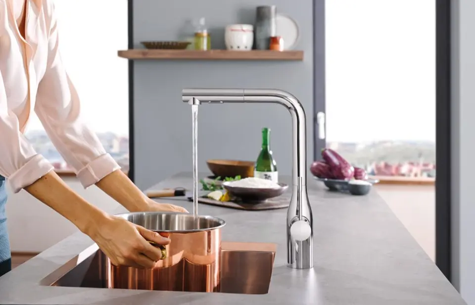 Grohe Essence Foot Control Elektronische Spültischarmatur, verchromt