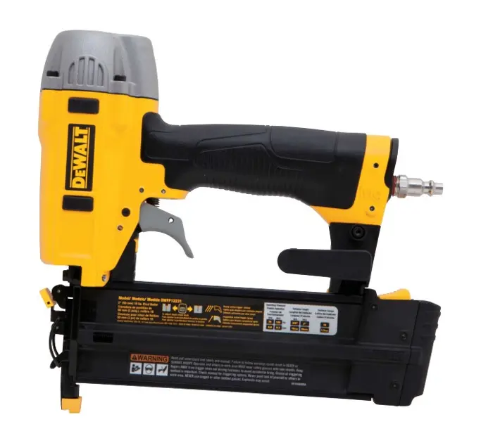 DeWALT - Pneumatická klincovačka 12-38 mm DPSSX38