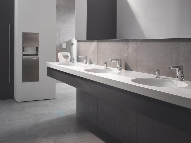 Grohe Bau Cosmopolitan E - Elektronische wastafelkraan met zonder menging, chroom 36452000 | Sanitino.nl