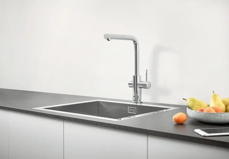 Miscelatore per lavello monocomando Grohe Blue Pure cromato con filtro acqua