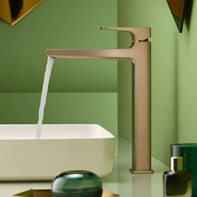 Hansgrohe 36105140, Robinet de lave-mains eau froide, bonde à écoulement  libre bronze brossé