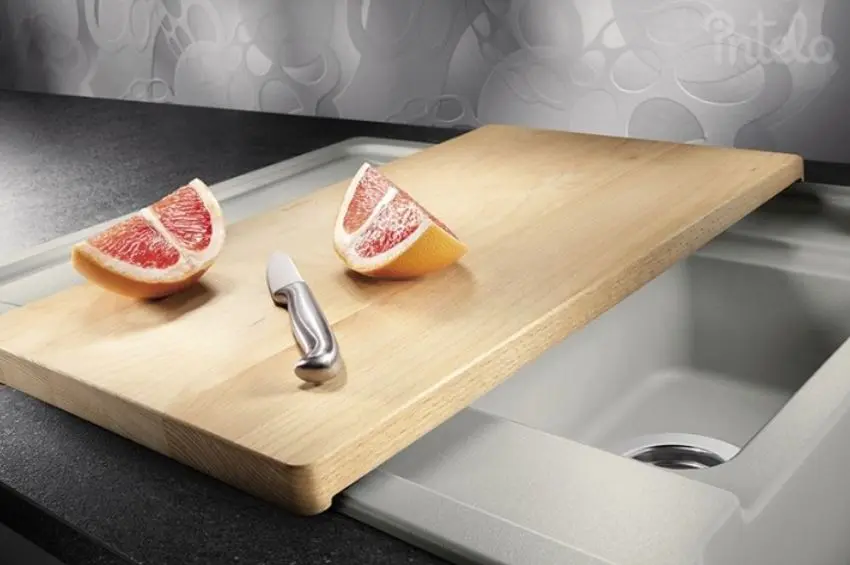 Relaxdays Tagliere da Lavandino con Colino, Asse 2in1 Cucina, 50x29 cm, Taglia  Frutta e Verdura Sopra